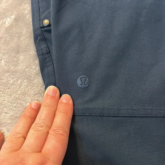 Lululemon men’s commission pants in dark blue - Picture 5 of 5